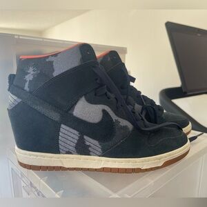 Nike Dunk Sky-Hi ‘Armory Navy’ - size W/7